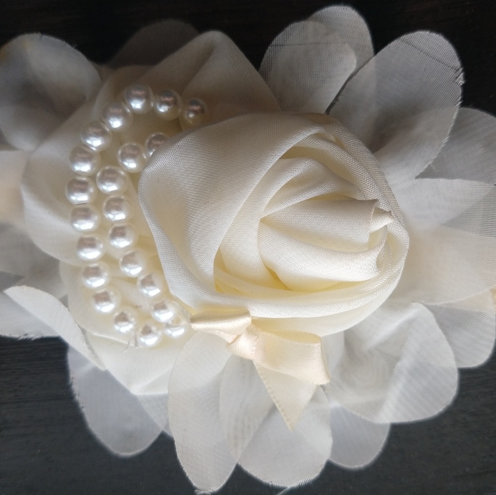 Boutique Ivory Rose with pearls baby headband